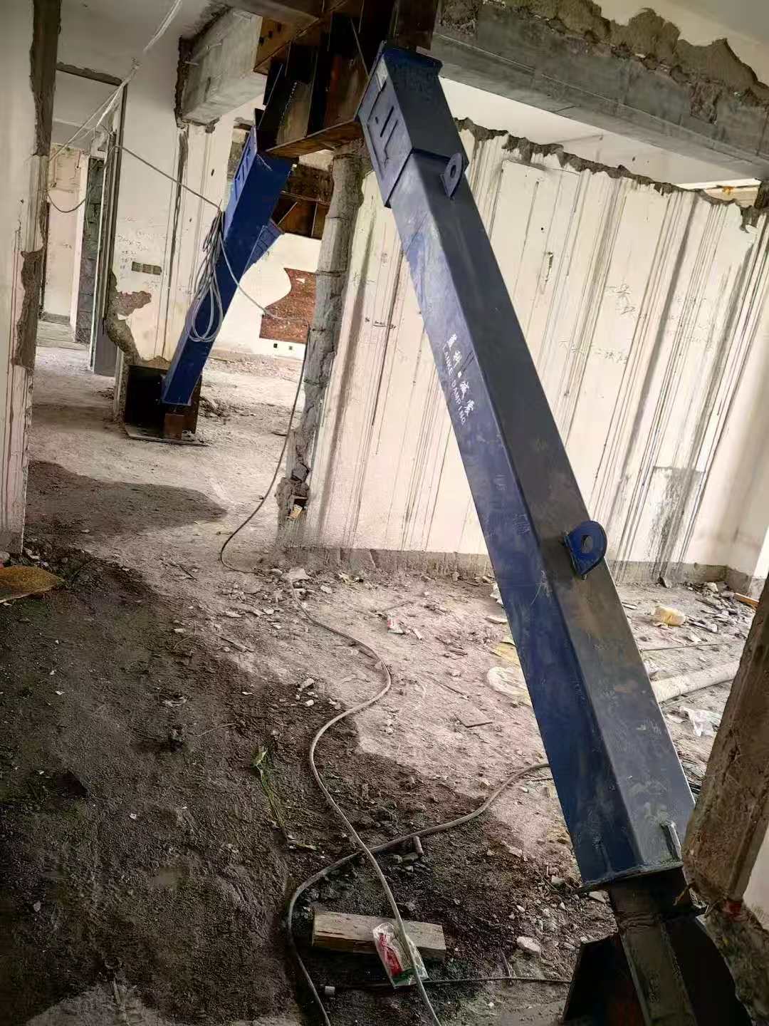 定西柱子粘钢加固施工工艺